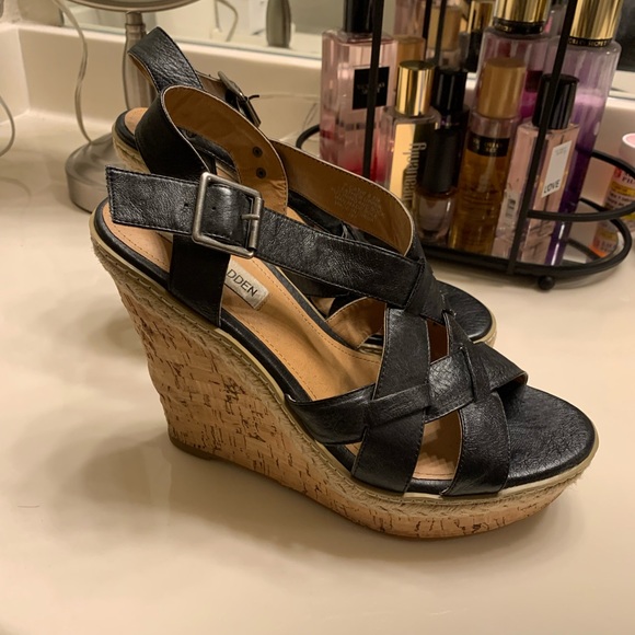 Steve Madden Black Leather Wedge - Picture 3 of 5